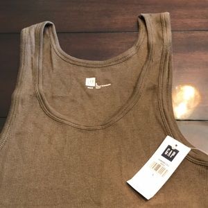 GAP Tank Top (New) Large